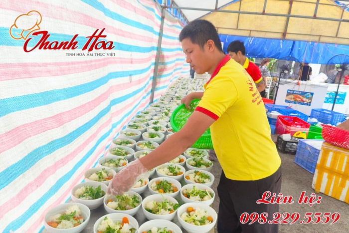 Dịch vụ nấu cỗ tại nhà giúp tiết kiệm thời gian và công sức