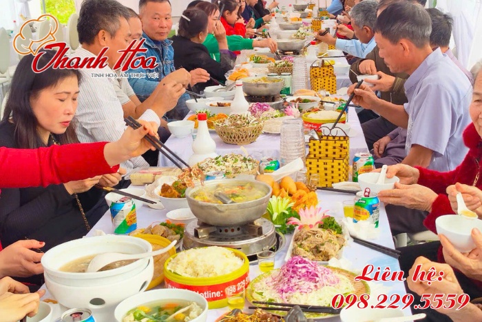 Dịch vụ nấu tiệc cưới tại nhà ở Ngọc Lặc ngày càng phát triển