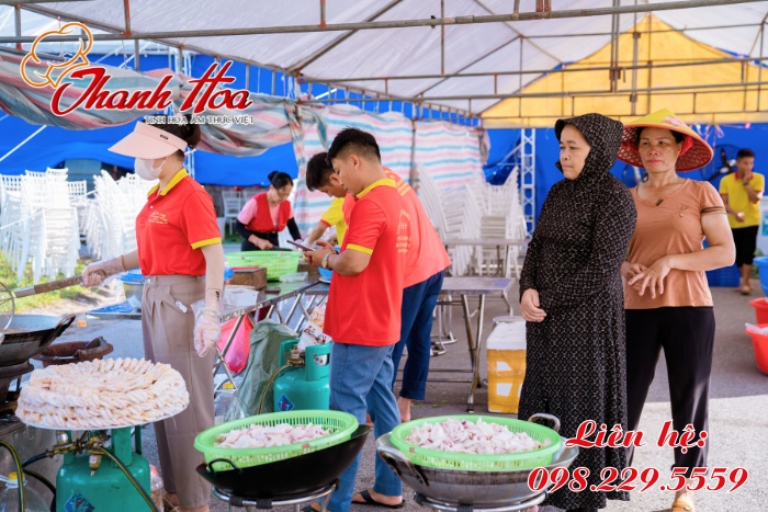 Dịch vụ đặt tiệc tại nhà của Nấu Cỗ Thanh Hoa uy tín và chuyên nghiệp