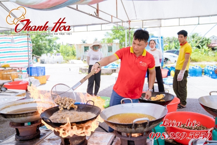 Nấu cỗ Thanh Hoa sở hữu đội ngũ đầu bếp chuyên nghiệp