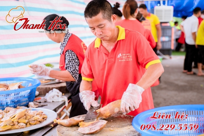 Đầu bếp của Nấu cỗ Thanh Hoa chuyên nghiệp và tài năng