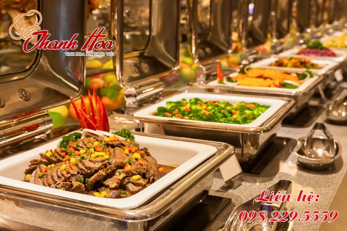 Đặt tiệc tân gia nhà mới kiểu tiệc buffet